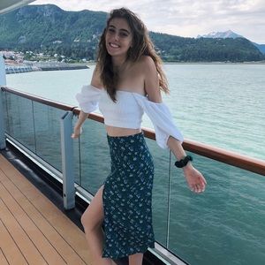 Meet your Posher, Karina